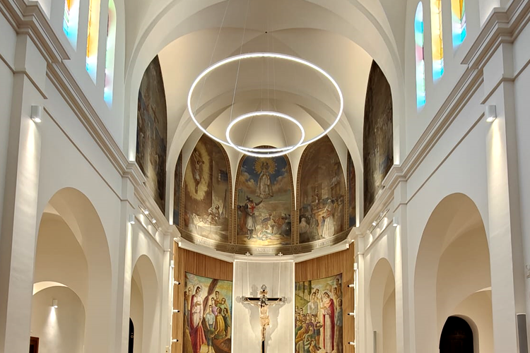 La capilla del Cristo del Mar de Benicarló estrena iluminación con LedsC4, Instalaciones MPM y Sensa Servicios Eléctricos