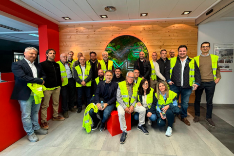Sensa Servicios Eléctricos visita junto a Nou Grup las instalaciones de Miguélez Cables