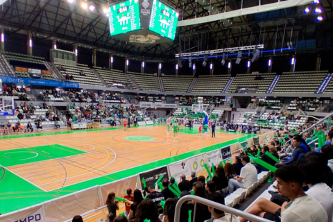Sensa Servicios Eléctricos apoya al Amics Castelló en un duelo crucial y solidario