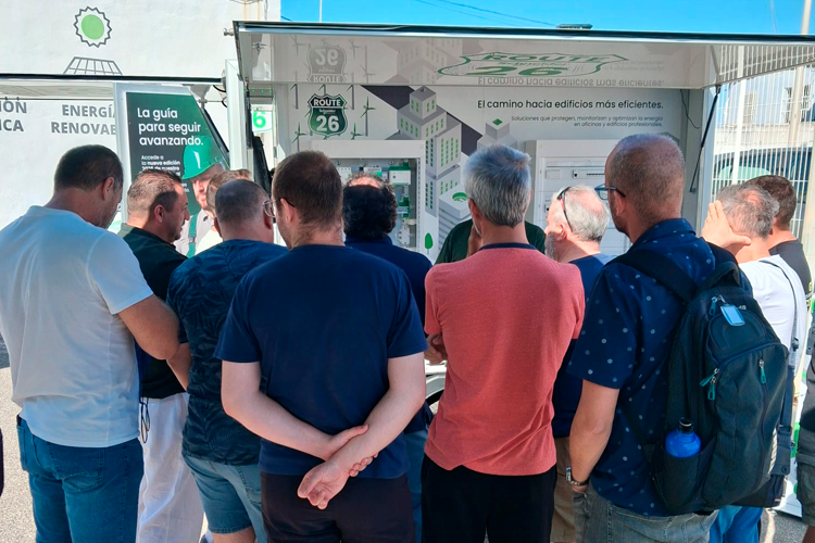 La espectacular Route 26 de Schneider Electric hace parada en Sensa Servicios Eléctricos