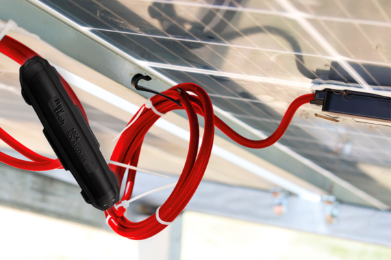 Sensa Servicios Eléctricos tiene la solución perfecta para cumplir con la nueva normativa fotovoltaica del REBT 2026: Solar Cover